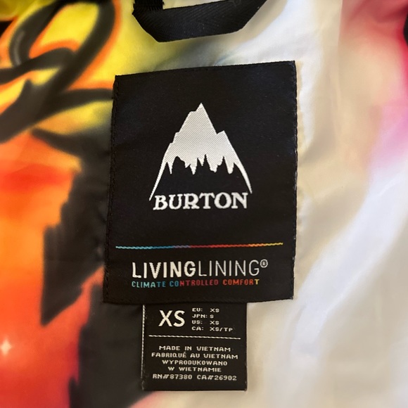 Burton Snowboarding Jacket - Picture 3 of 5
